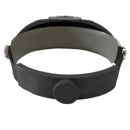 Zoomed in on adjustment knob on rear of helmet image view-205927H